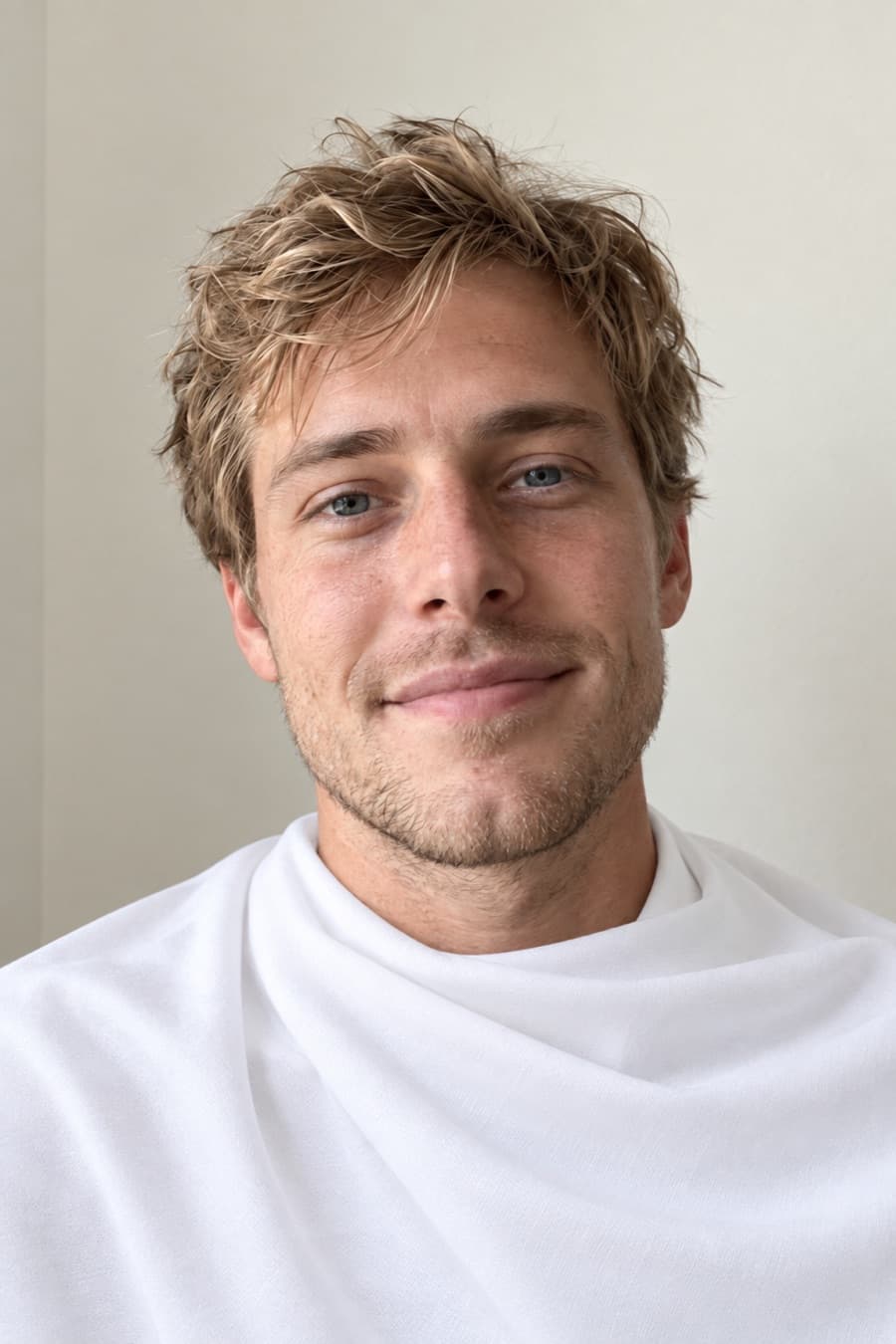 Luke draped in optic white, a color to avoid